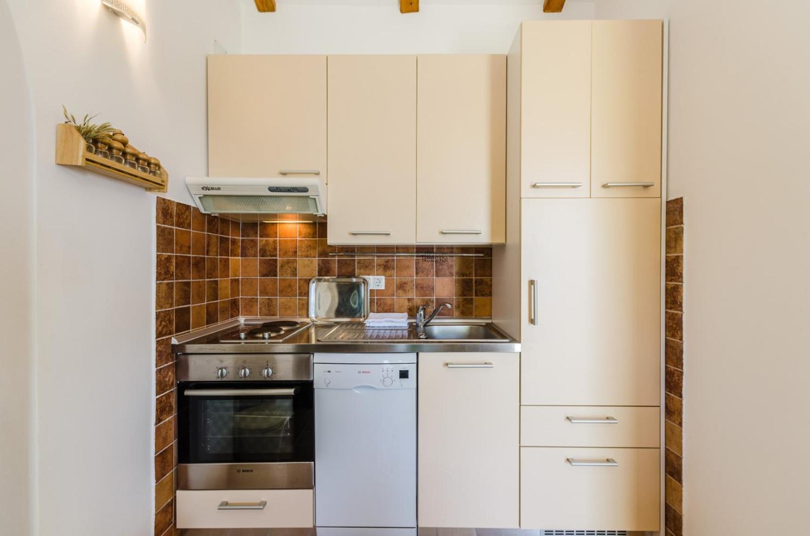 Holiday Residence Sarar Kotor Цриквеница Номер фото